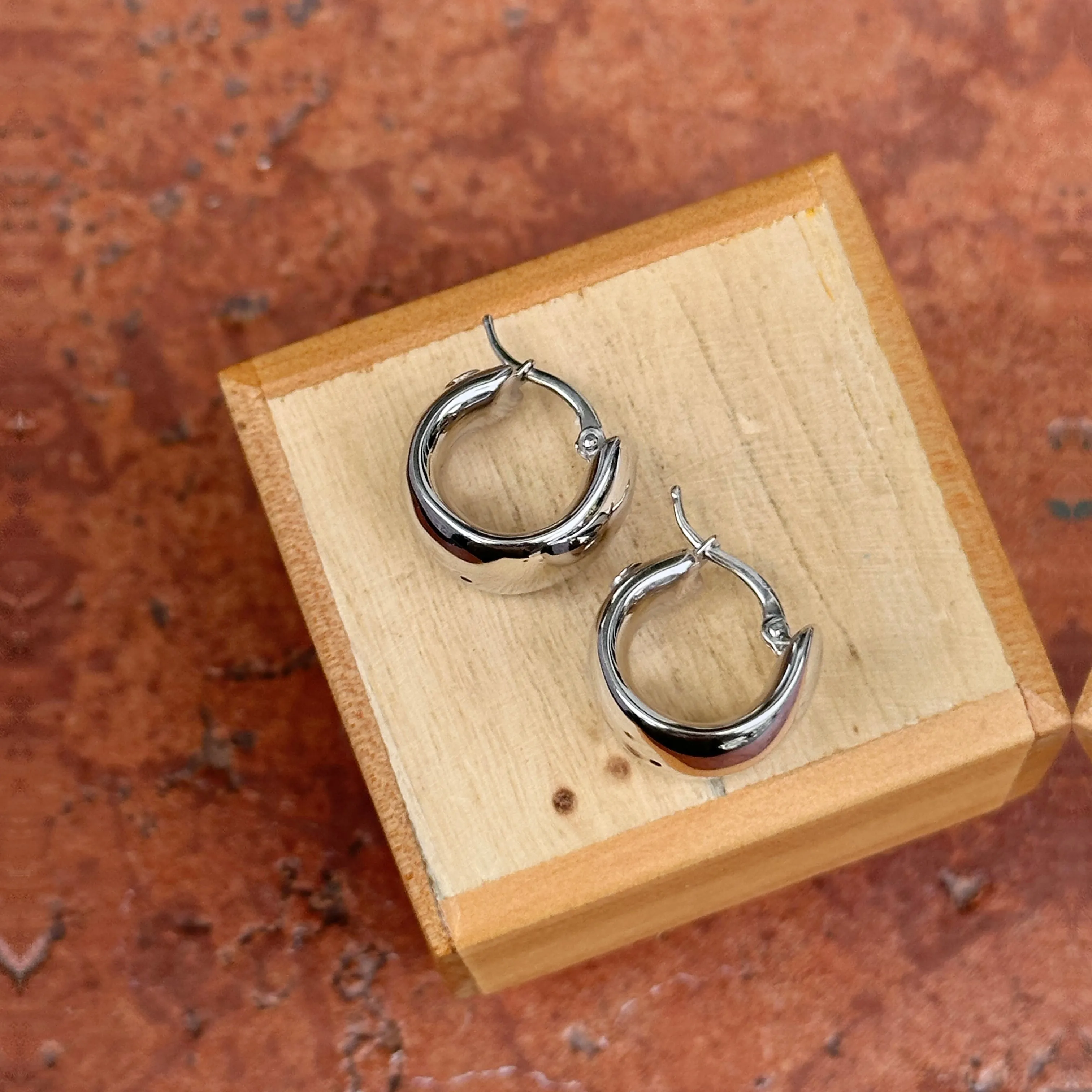 14KT White Gold 9.5mm Wide Huggie Hoop Earrings