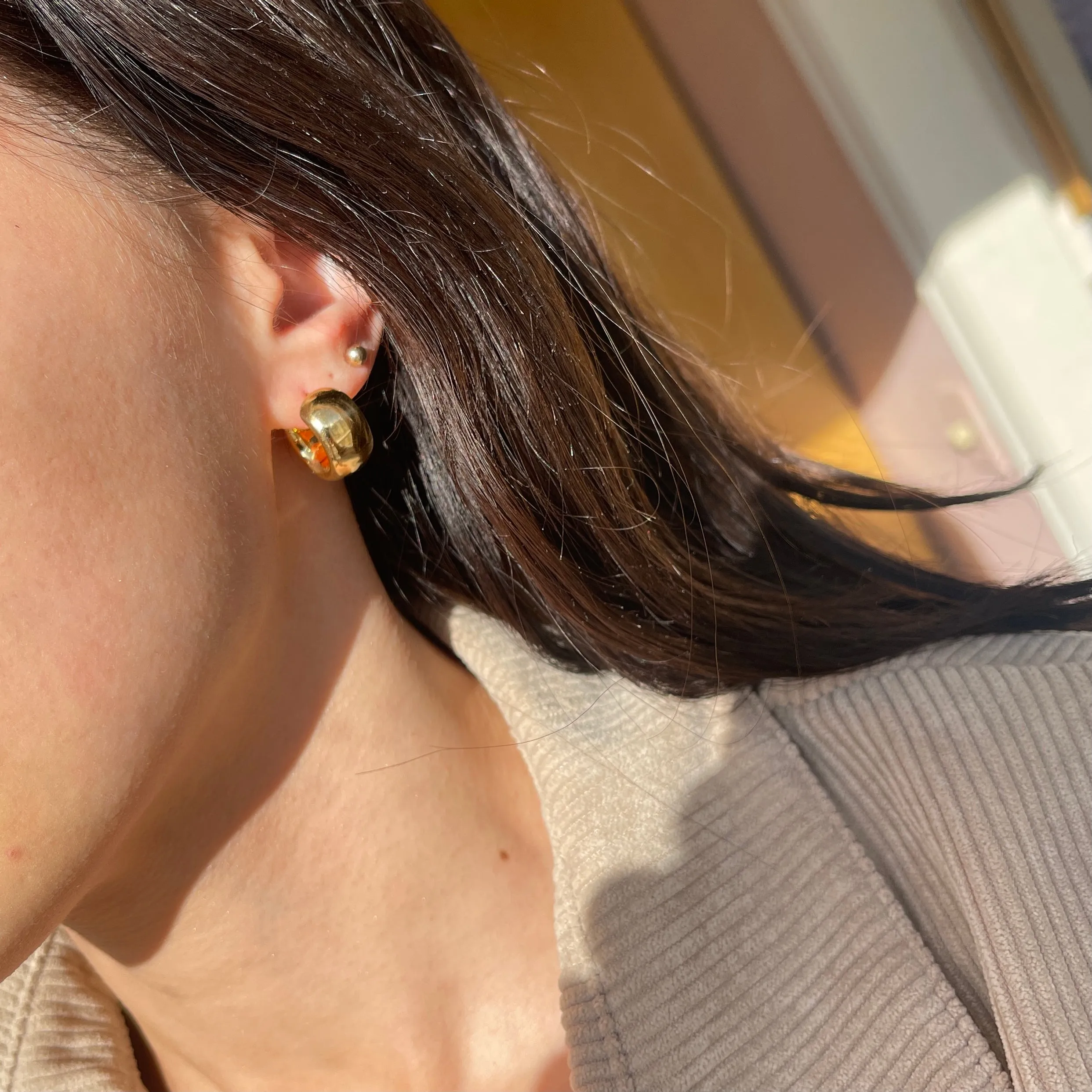 14KT Yellow Gold Shiny 9mm Wide Puffed Huggie Hoop Earrings 18mm