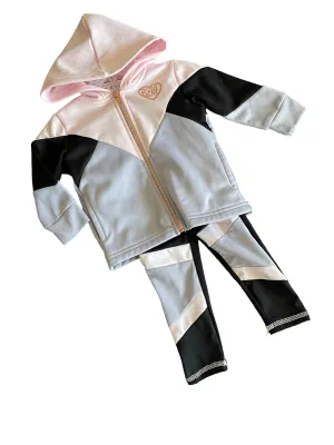 Active wear. Size 12 months
