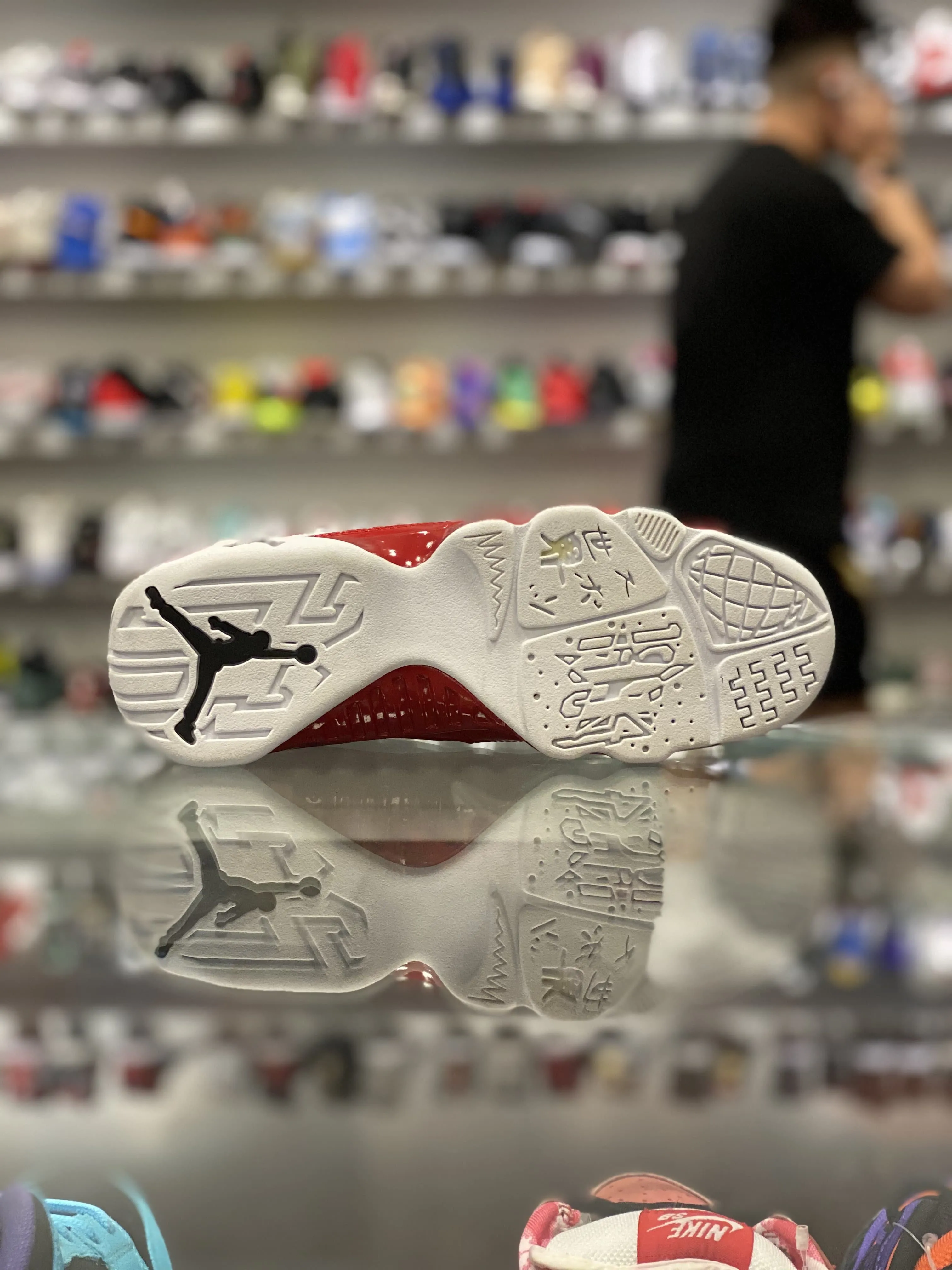 Air Jordan 9 Retro “White Gym Red”