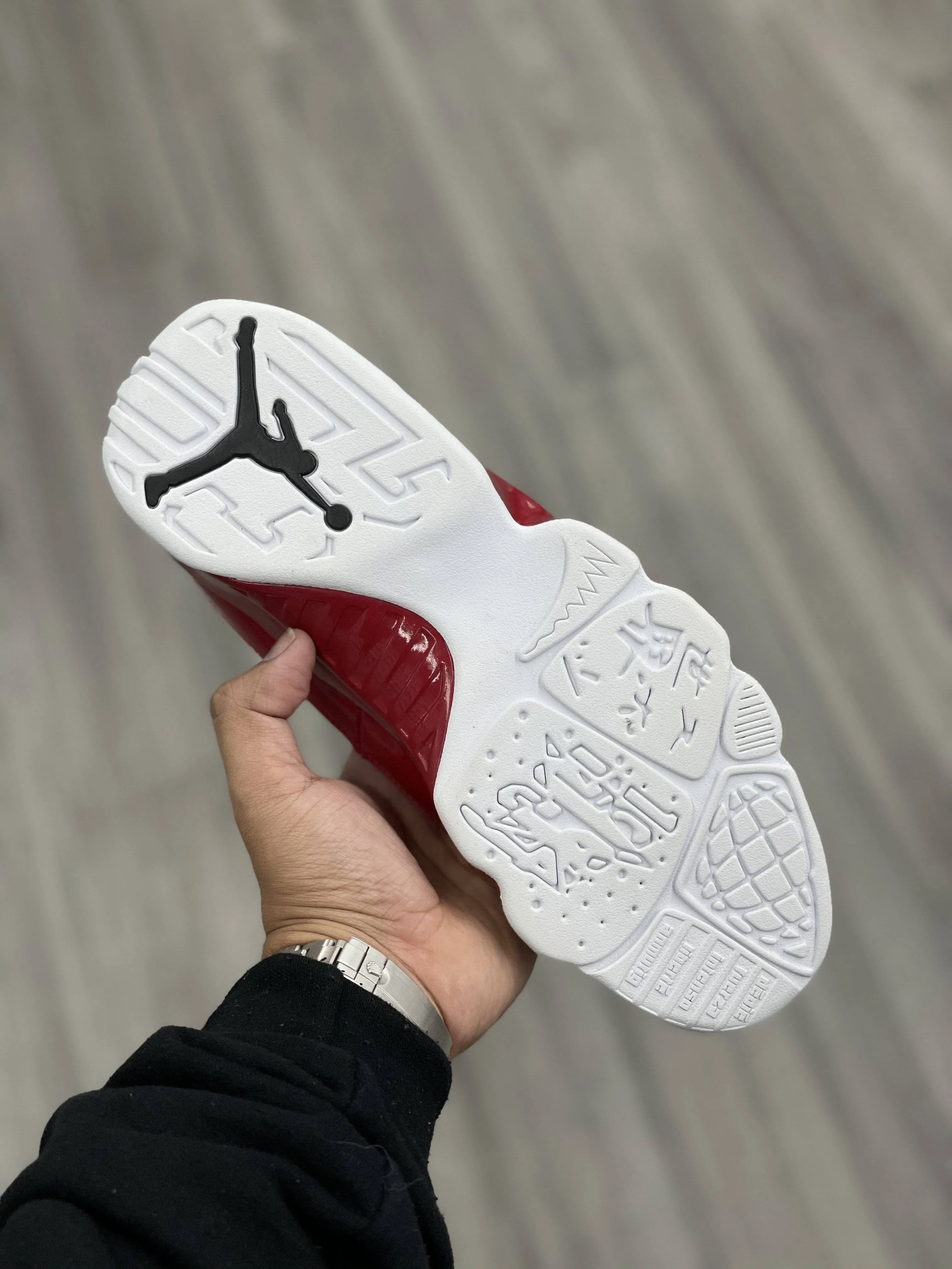 Air Jordan 9 Retro “White Gym Red”