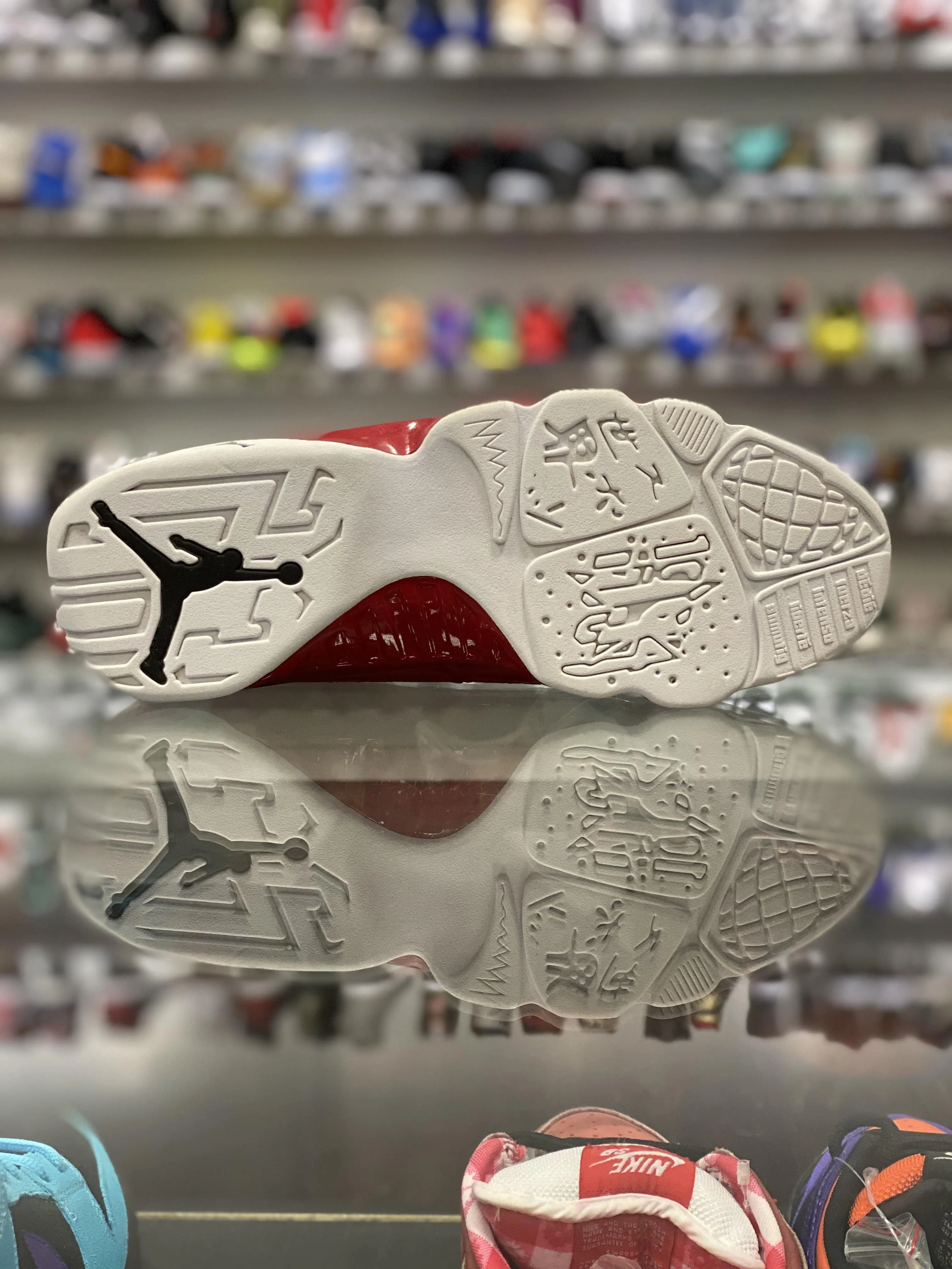 Air Jordan 9 Retro “White Gym Red”
