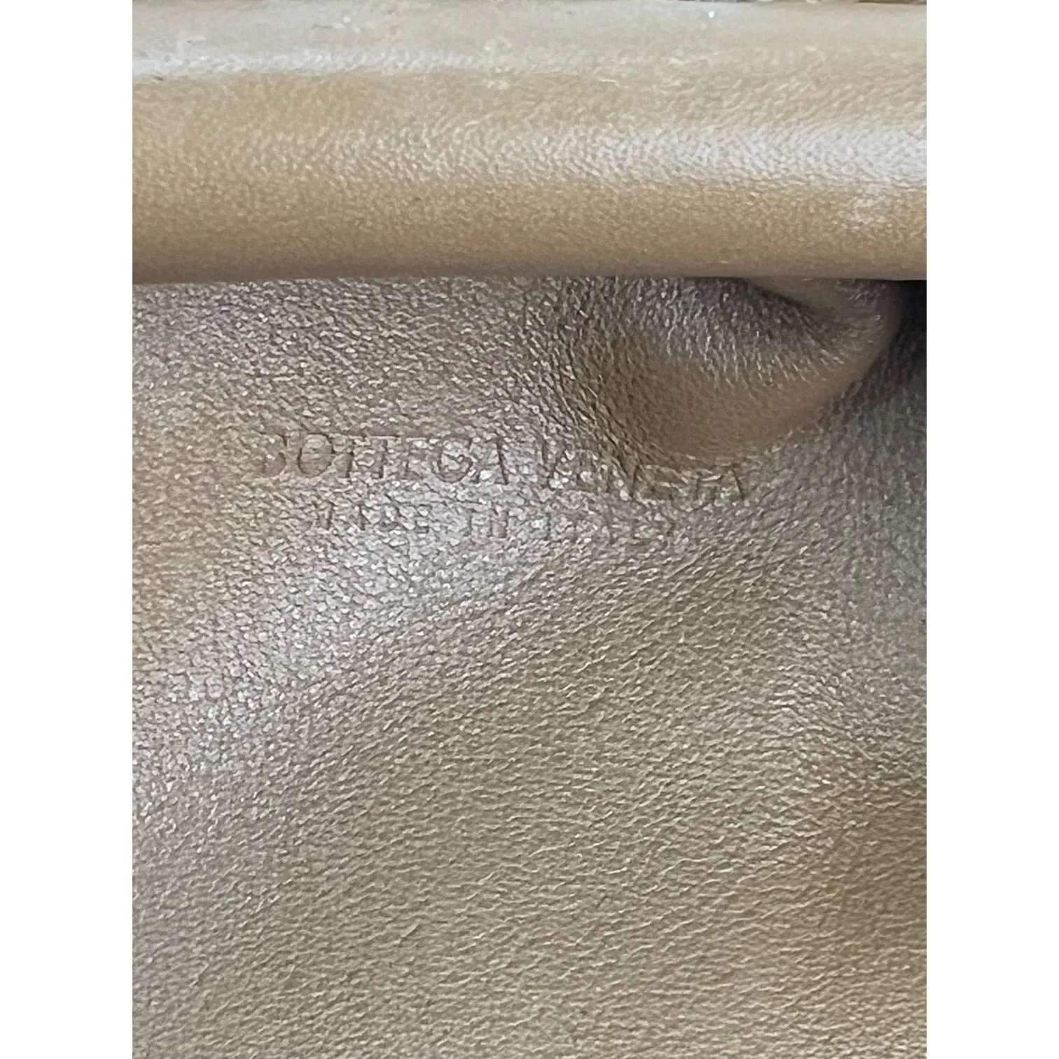 Bottega Veneta Mini Pouch Beige Leather Crossbody Clutch Bag