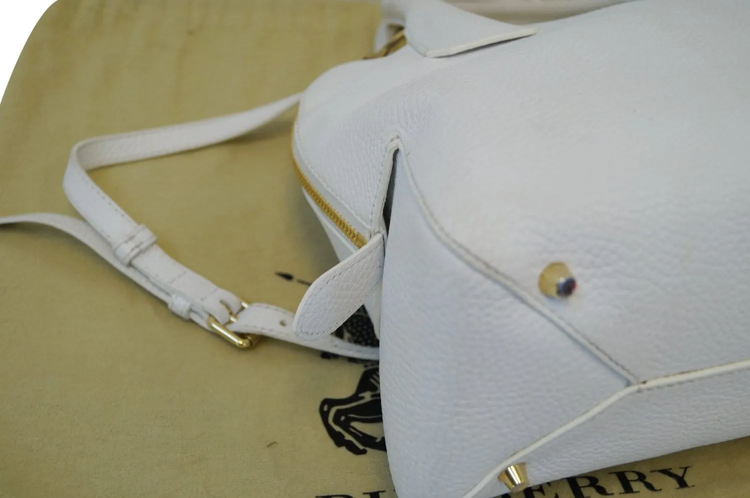 BURBERRY Grainy Leather White Bowling Shoulder Bag
