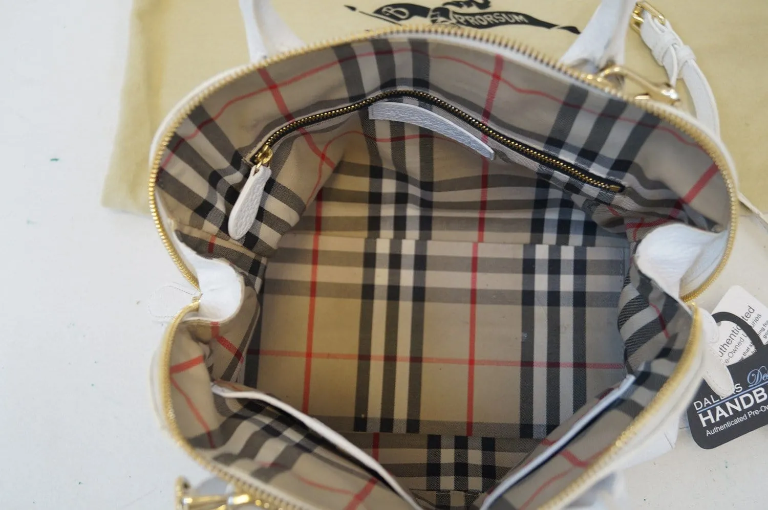 BURBERRY Grainy Leather White Bowling Shoulder Bag