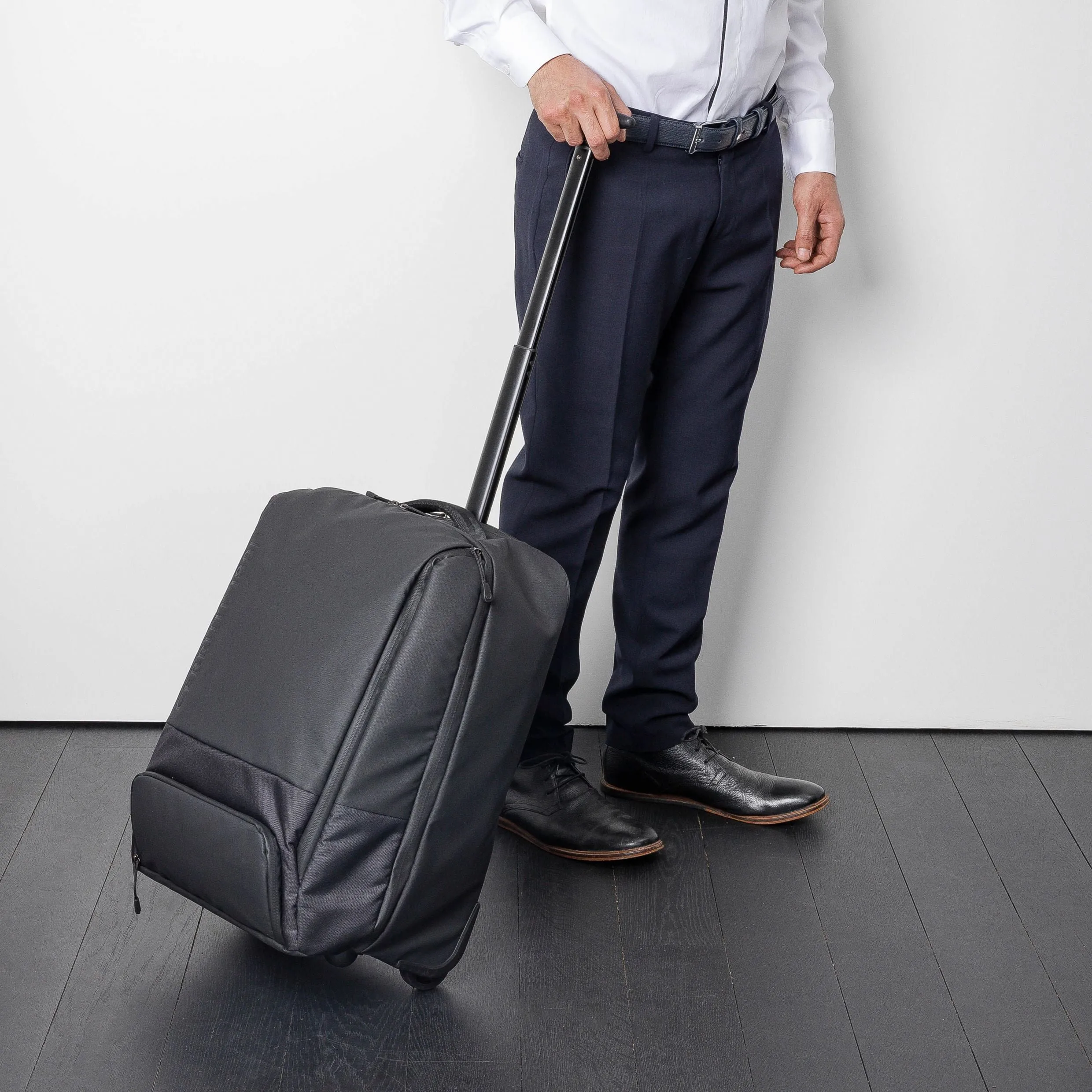 Cerruti 1881 NTT912 -Trolley Buzz