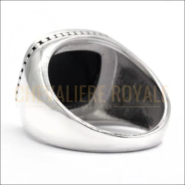 Chevalière simple en argent pour homme au style classique