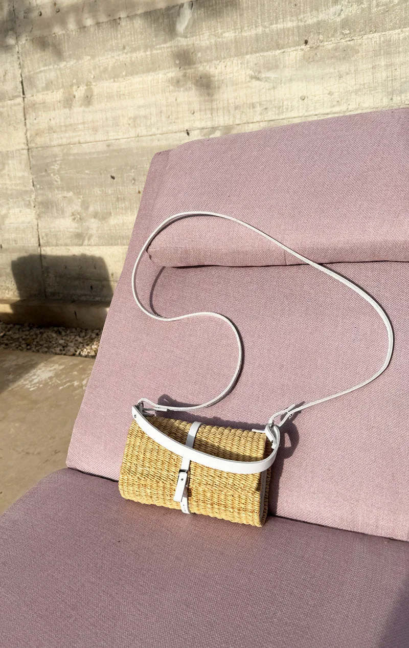 Cross body Muun Straw bag