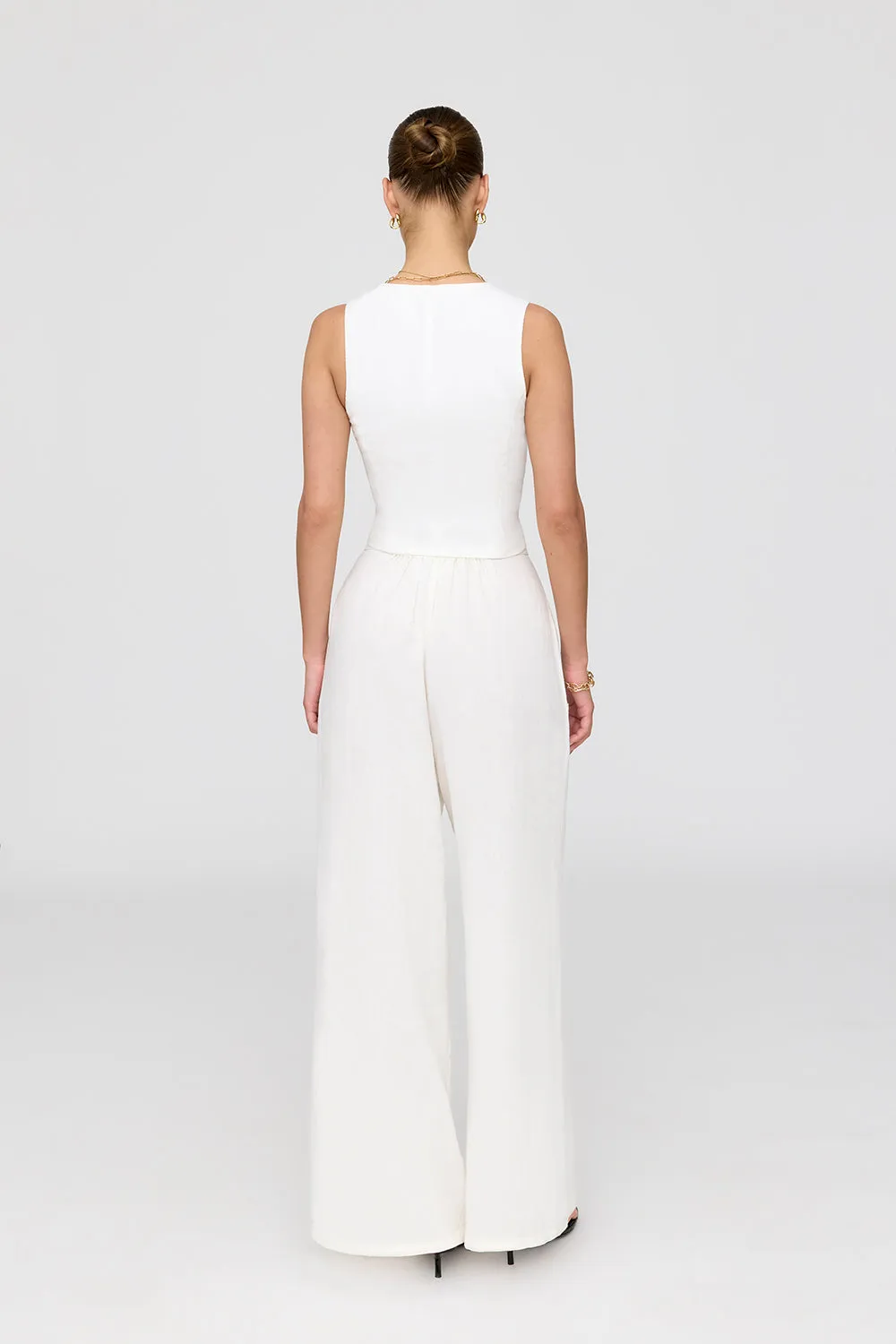 CYPRUS LINEN BLEND TAILORED WAISTCOAT - COCONUT MILK