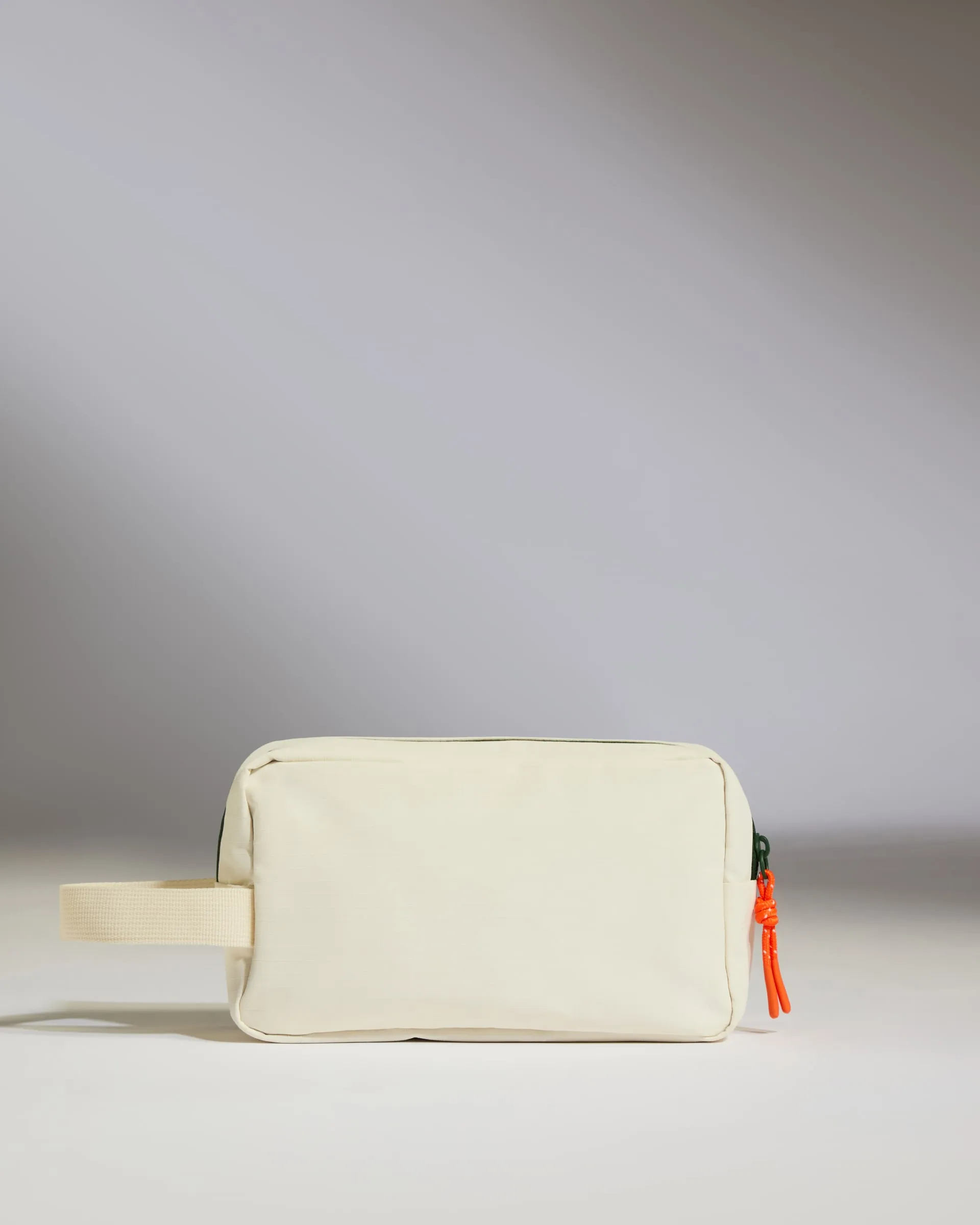 Essential Wash Bag in Stone