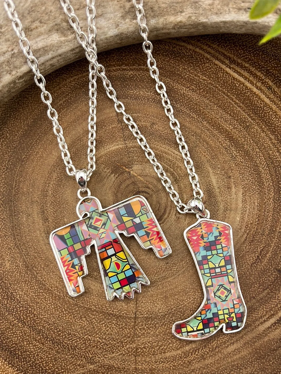 Franklin Fashion Aztec Boot Necklace & Fish Hook Earrings