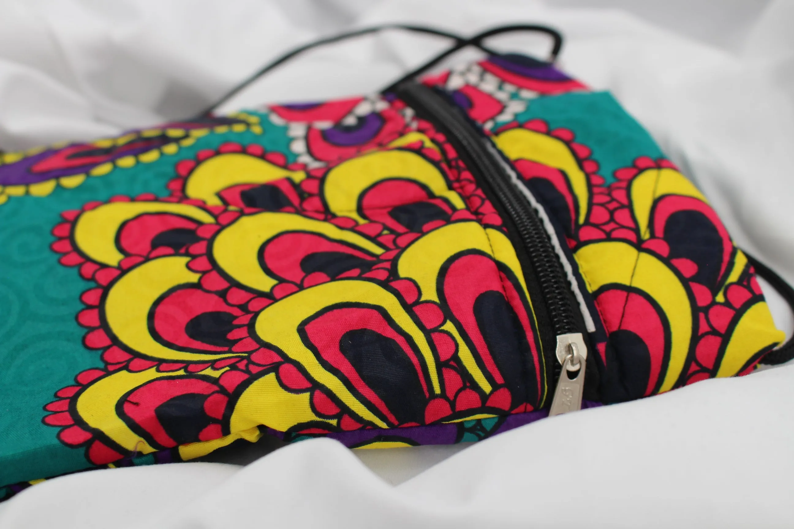 Ghanaian Crossbody - Peacock Flowers