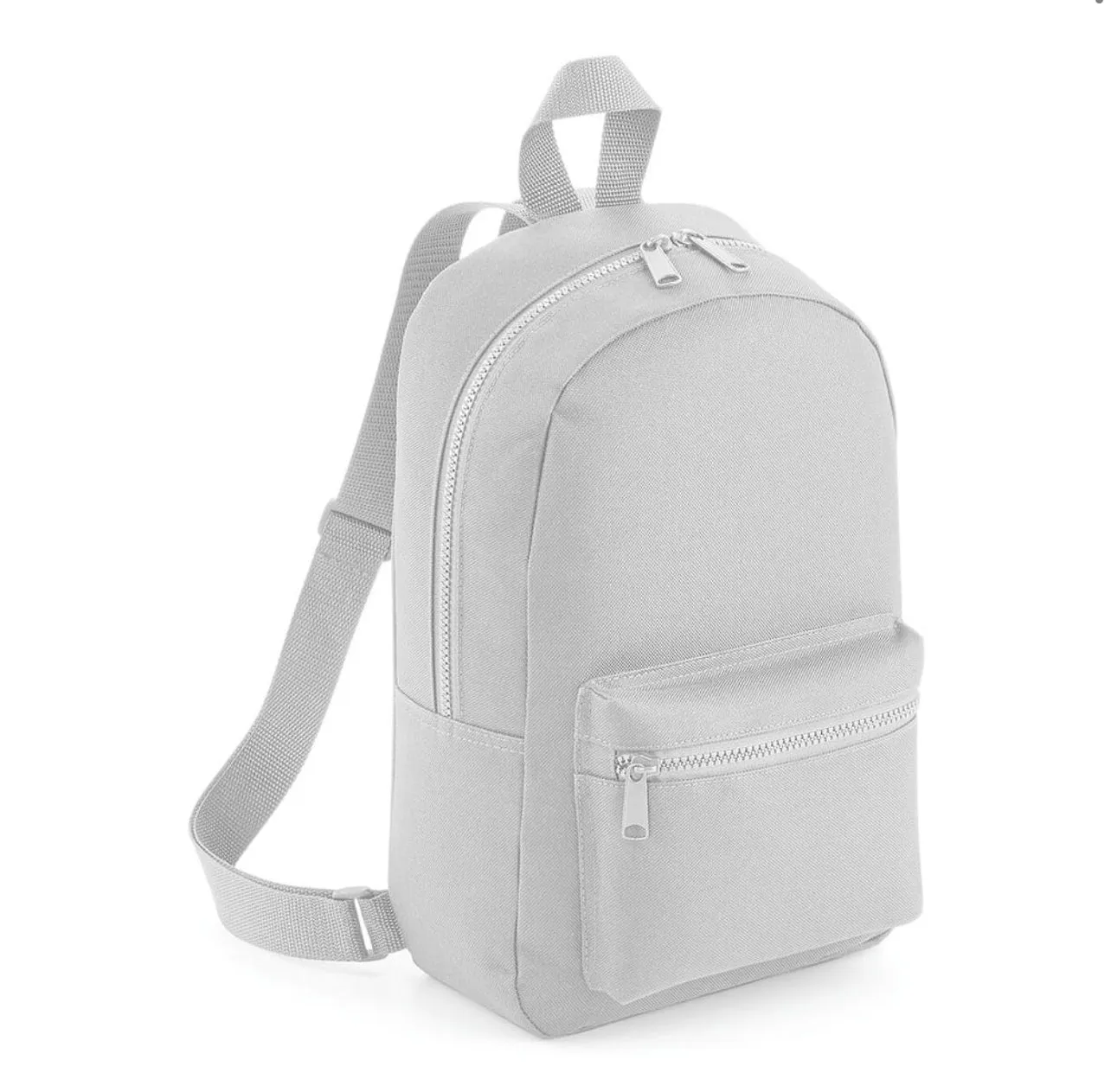 Giraffe - Personalised children’s backpack (White, Blue, Pink, Grey, Lilac, Mint)