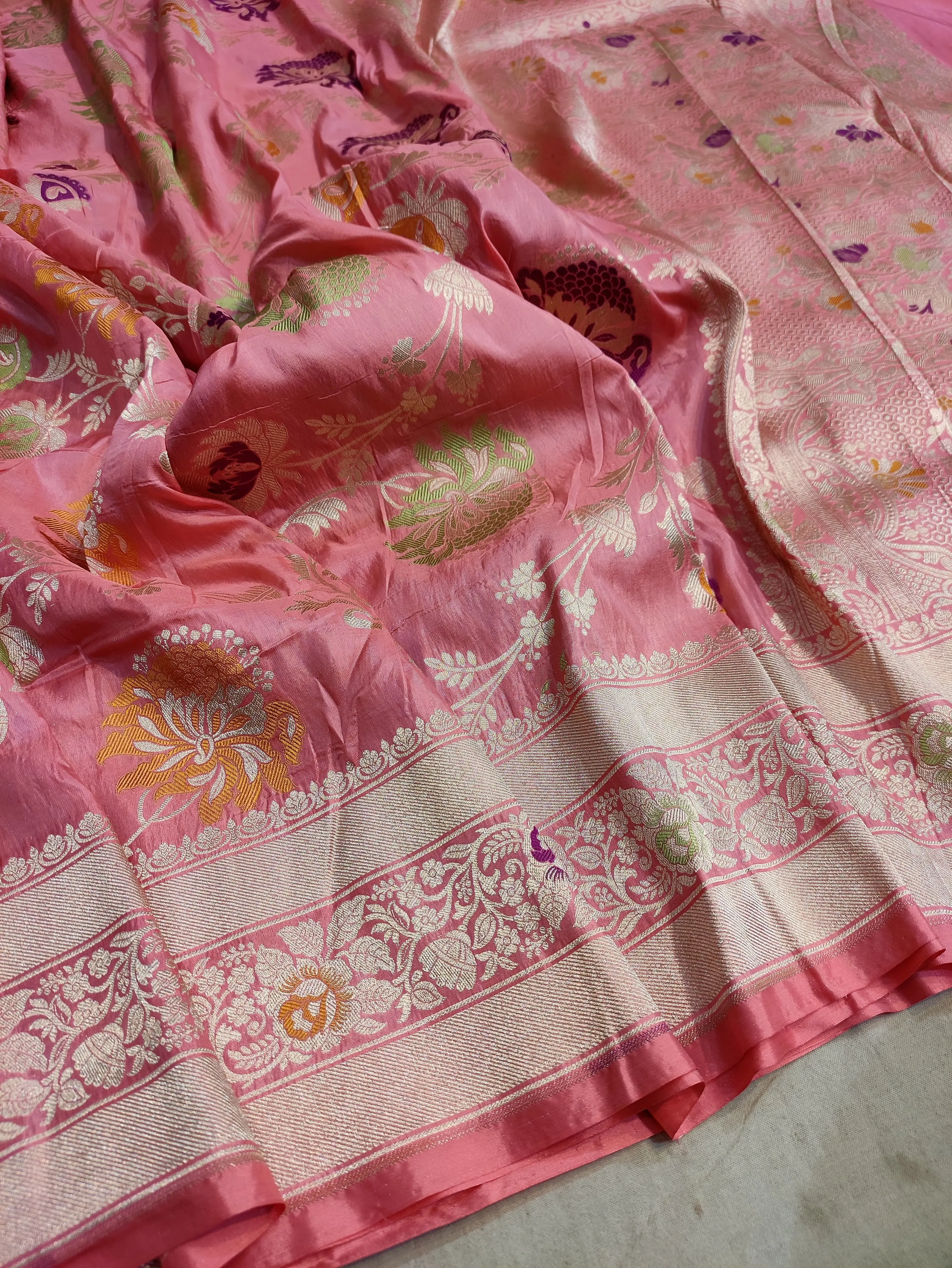 Gold  Zari Banarasi Silk Saree with heavy pallu