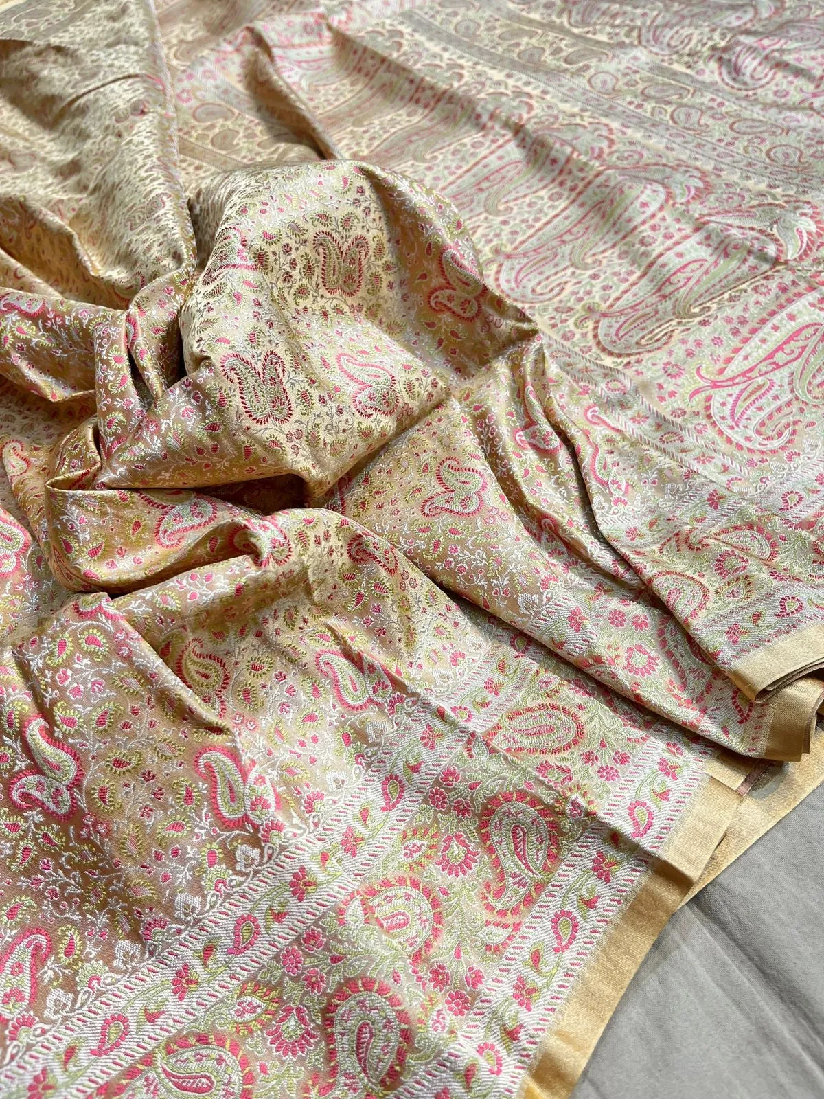 Gold Zari Banarasi Silk Saree with heavy pallu