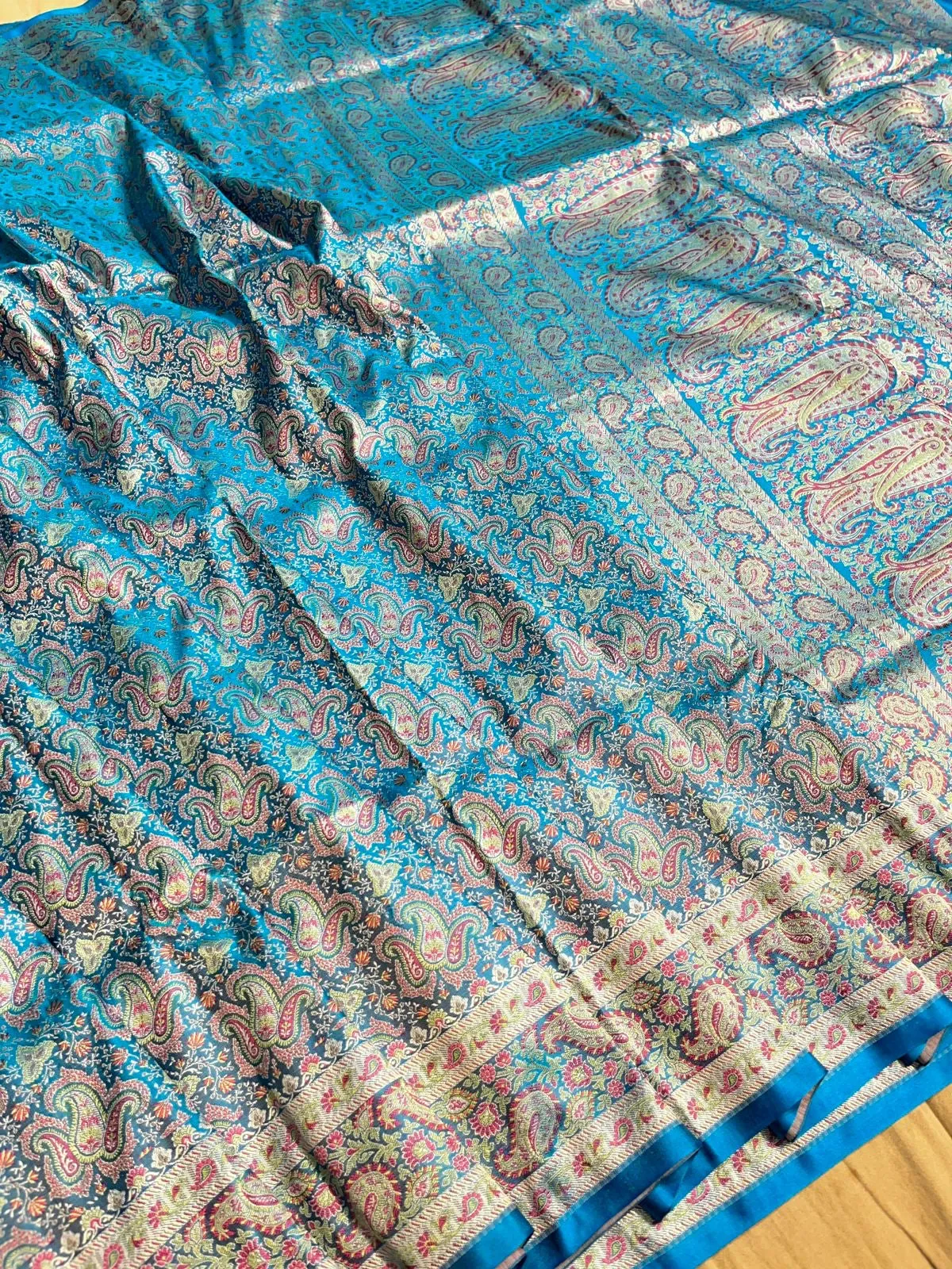 Gold Zari Banarasi Silk Saree with heavy pallu