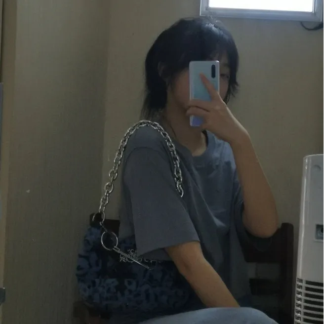 Gothic Chain Crossbody Bag: Edgy, Plush, and Perfect for the Y2K Vibe