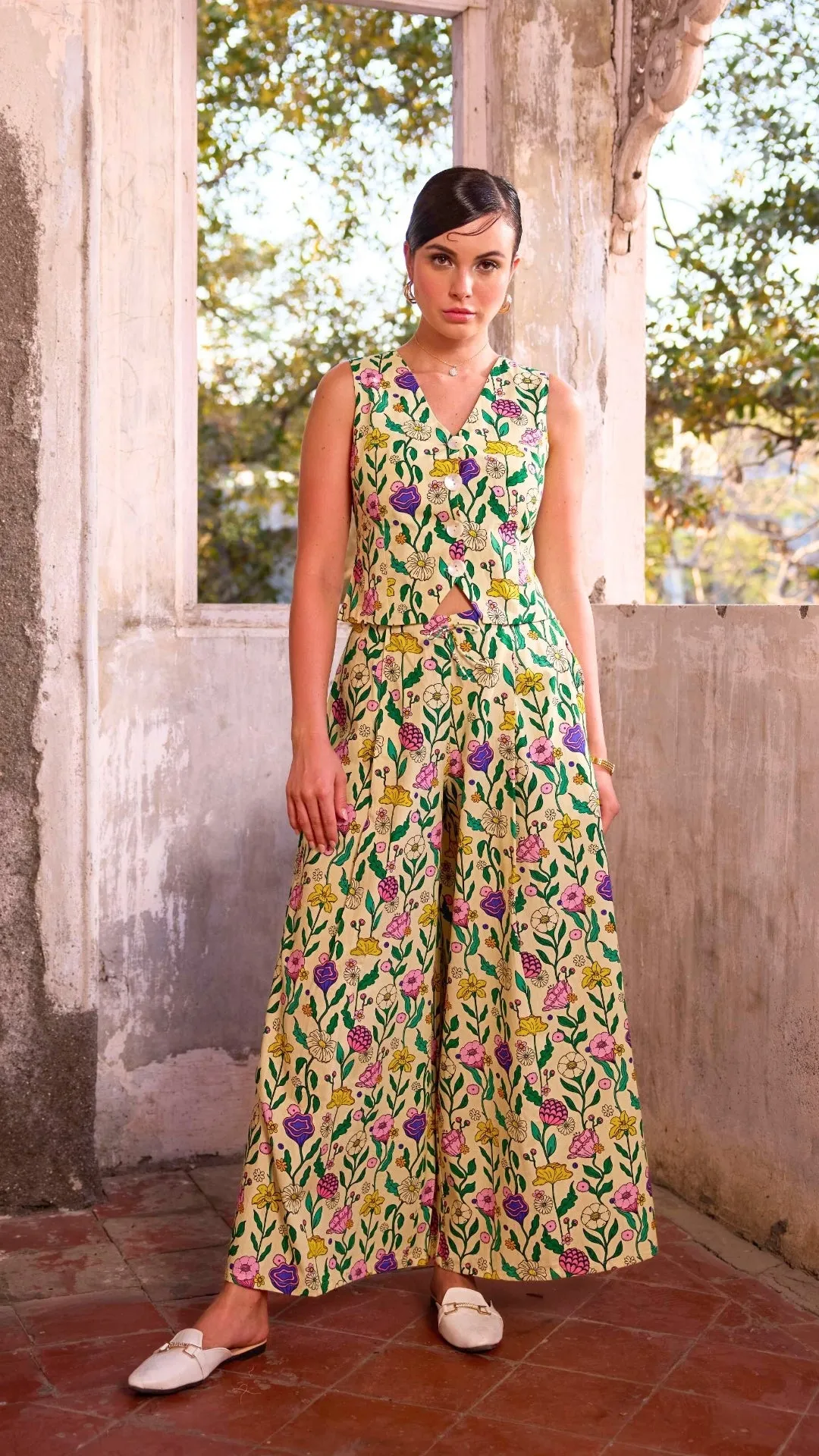 Harper Vest, Le Jardin
