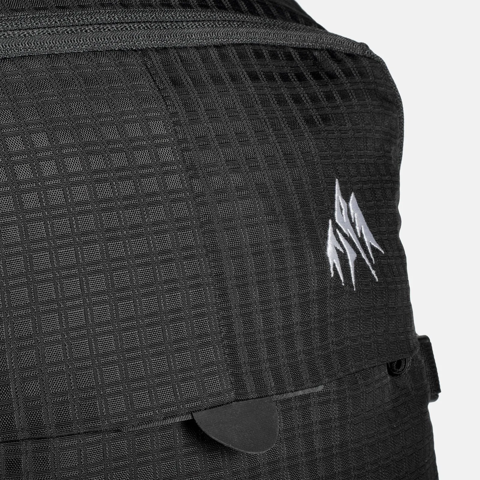 Jones Dscnt Backpack Black 2023 25 Litre