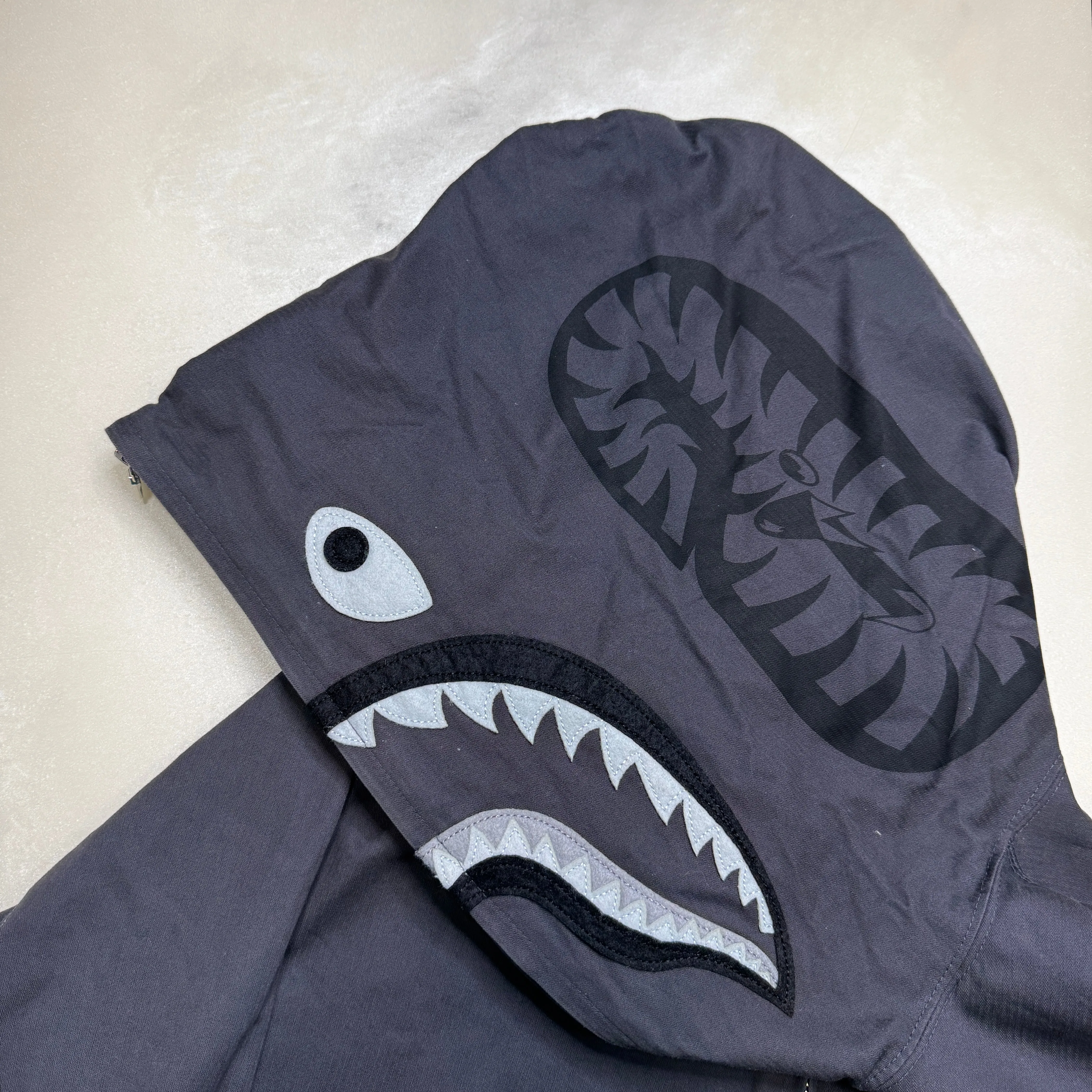 [L] Bape Herringbone Shark Hoodie