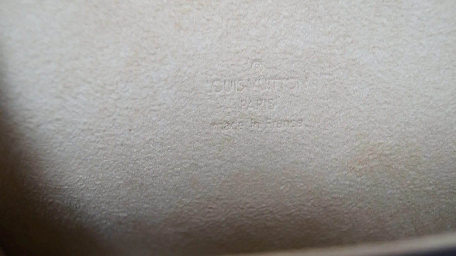 LOUIS VUITTON Monogram Canvas Pochette Florentine Bag