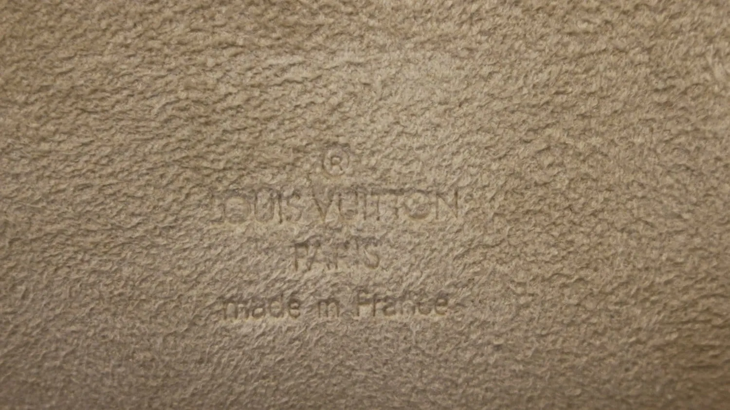 LOUIS VUITTON Monogram Canvas Pochette Florentine Bag