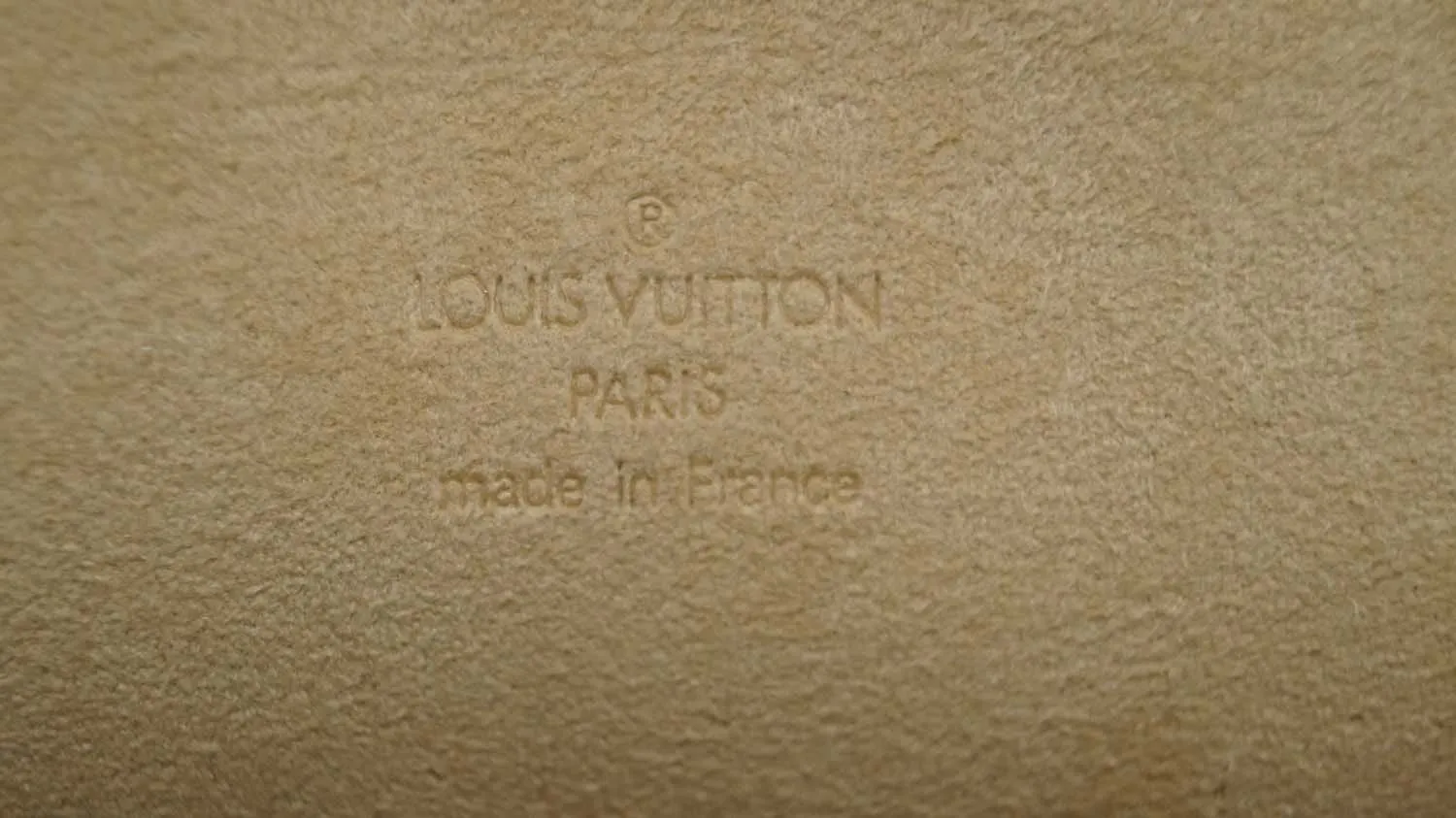 LOUIS VUITTON Monogram Canvas Pochette Florentine Bag