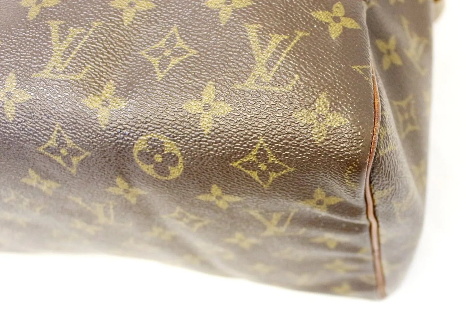 LOUIS VUITTON Monogram Canvas Speedy 30 Satchel Bag