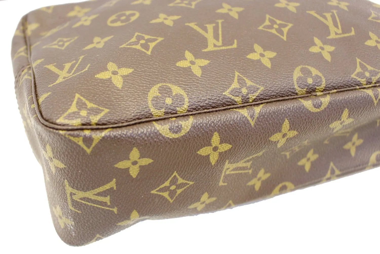 LOUIS VUITTON Monogram Trousse Toilette 28 Clutch Pouch