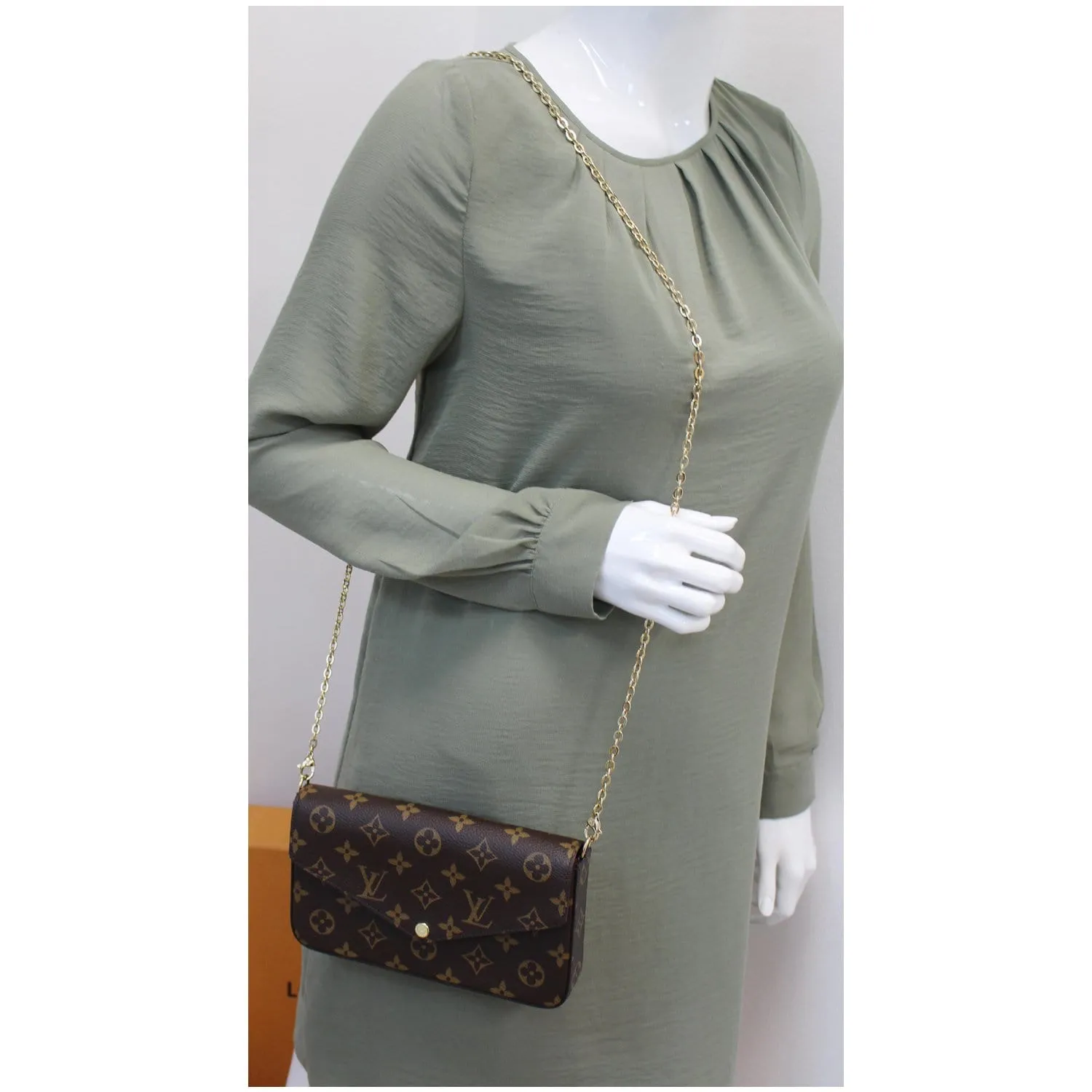 LOUIS VUITTON Pochette Felicie Monogram Canvas Crossbody Bag Brown