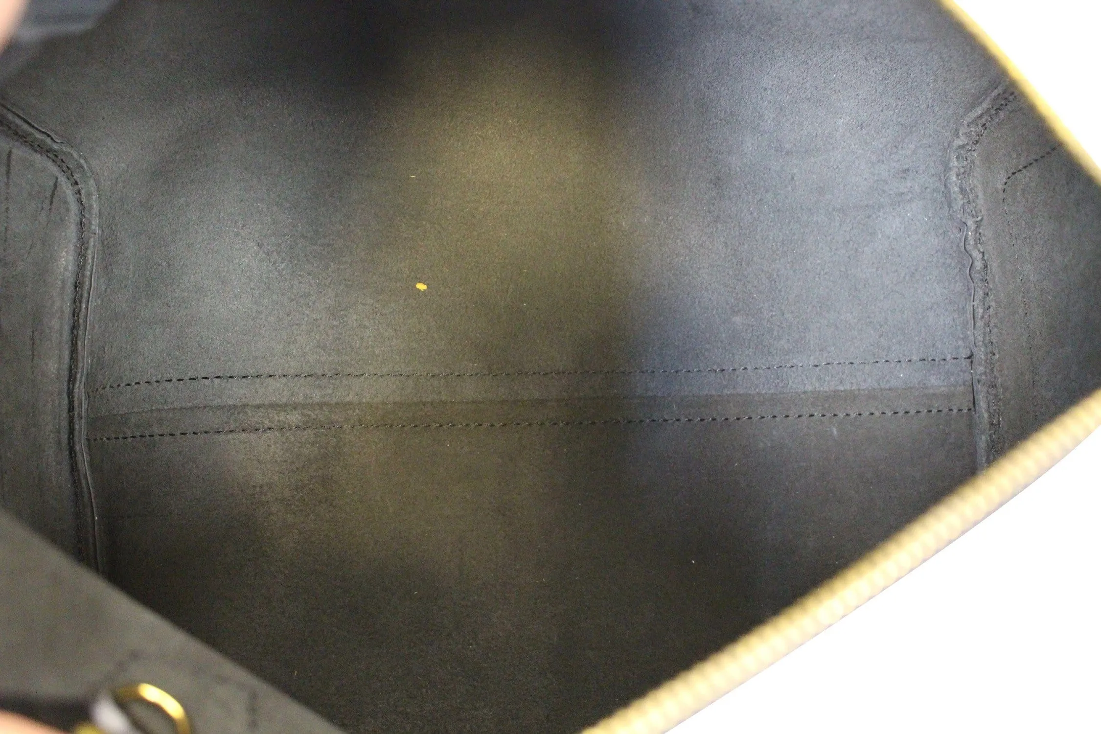 LOUIS VUITTON Pre Owned handbag Epi Leather Black Speedy 30 Satchel