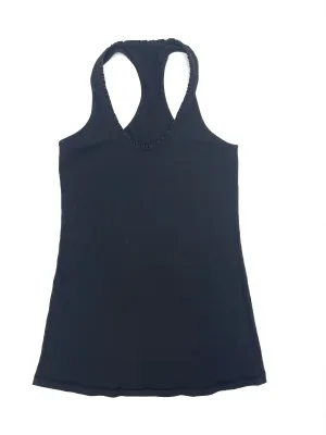 Lululemon tank*- 6(approx)
