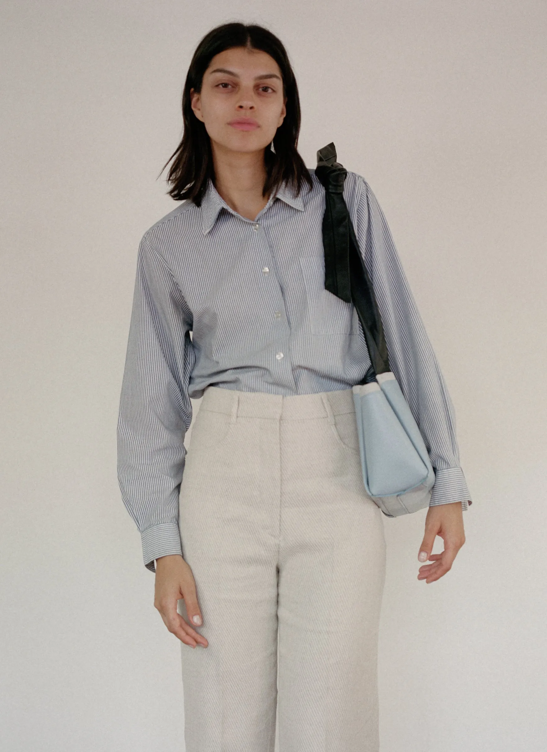 Nº61 Medium Gio - Powder Blue   Noir