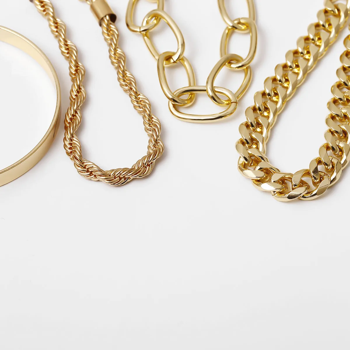 Simple thread exaggerated O-shaped suit bracelet