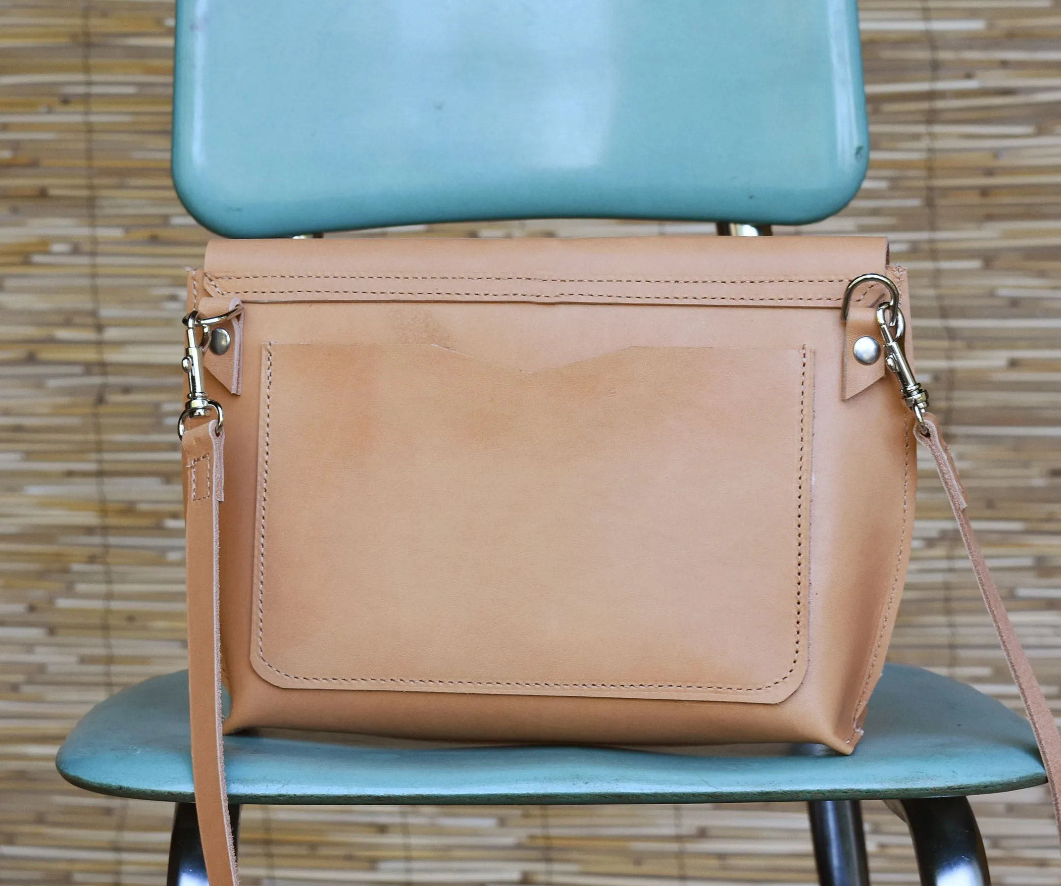 Small Leather Envelope Crossbody Purse