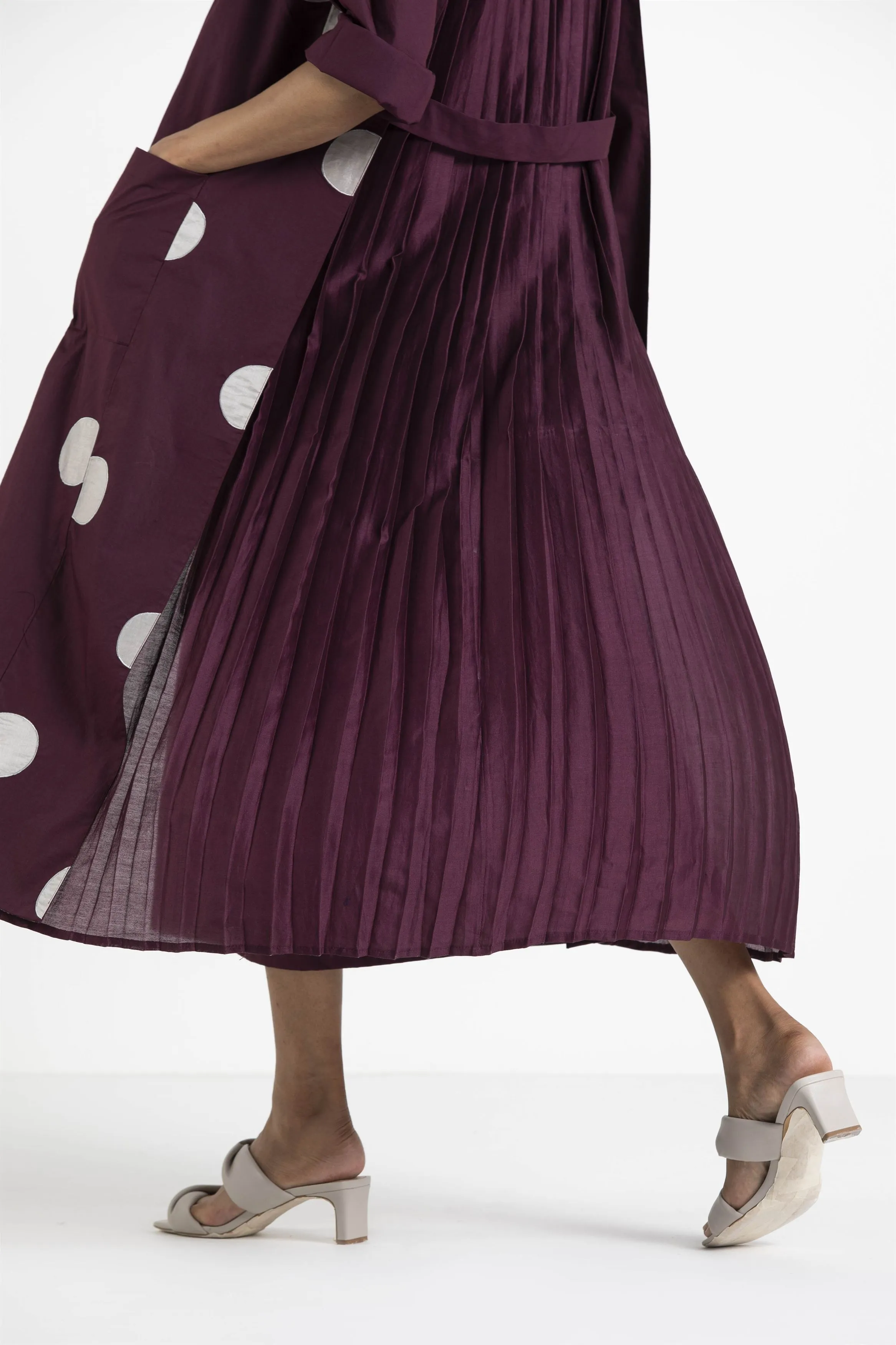 THREE   -   Back Pleat U-Shaped Jacket Co Ord