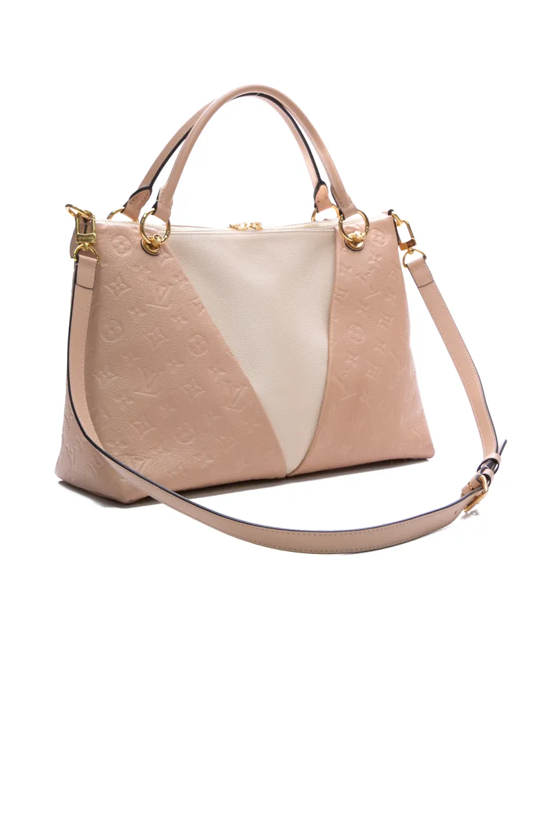 V MM Tote Bag
