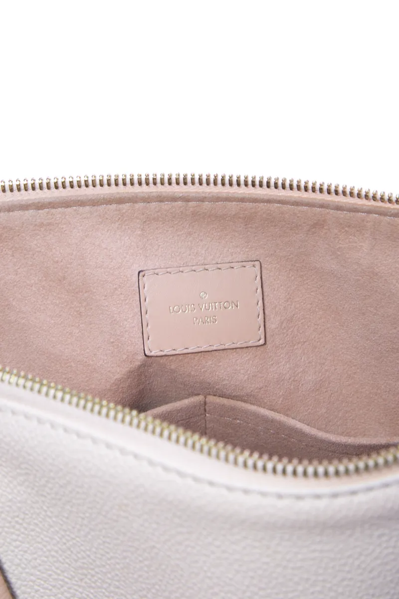 V MM Tote Bag