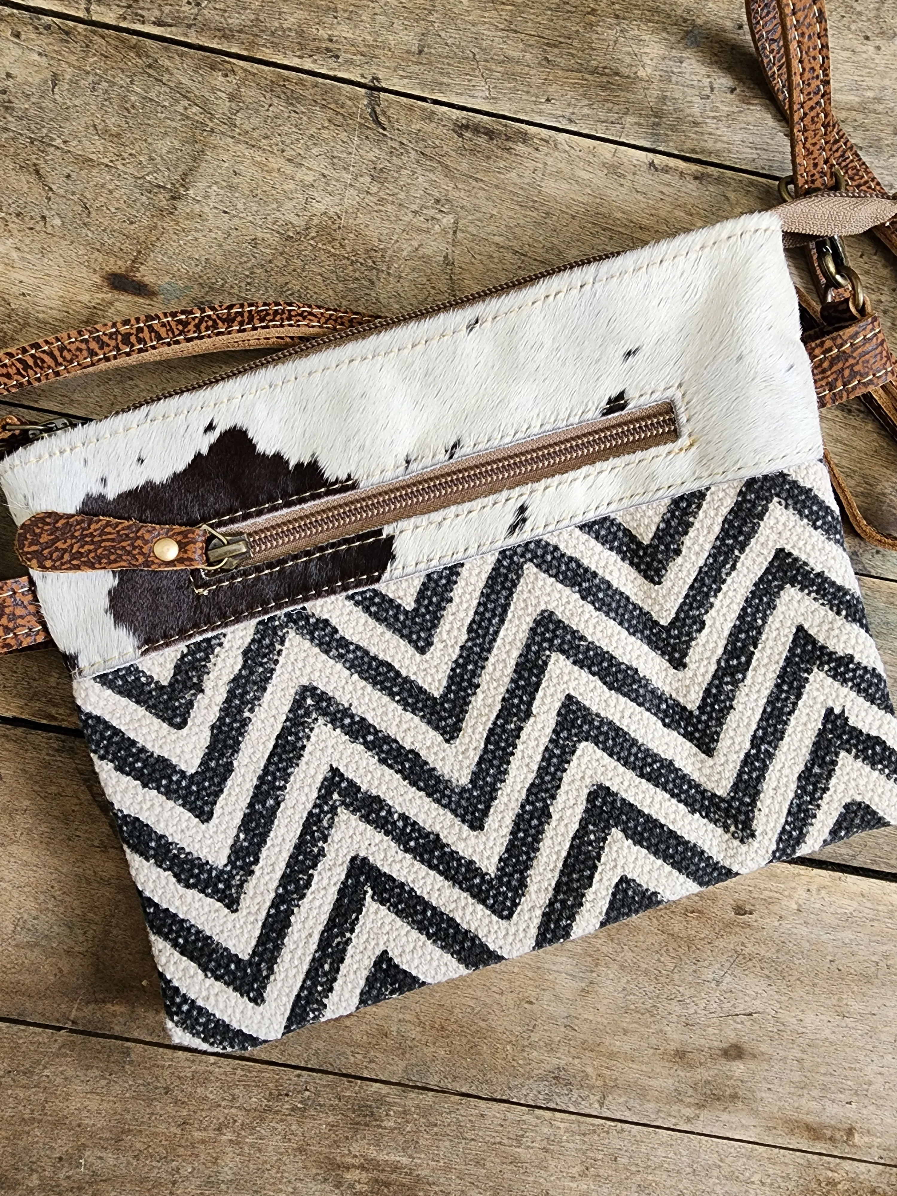 Vibe with me Small Crossbody Bag