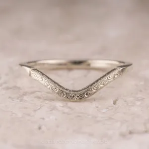 Vintage Classic Contour Wedding Band, Platinum