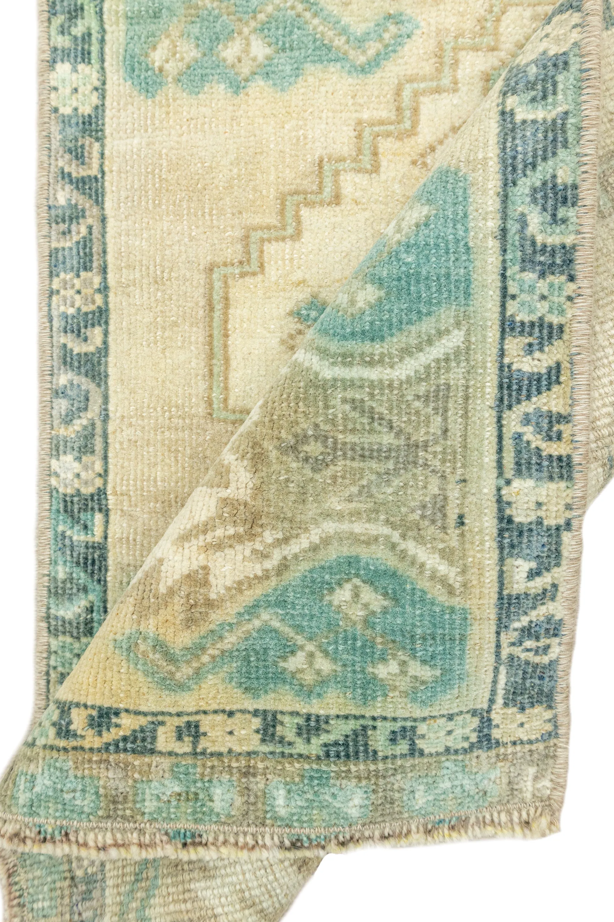 Vintage Turkish Mini Rug No. 697 | 1'9 x 2'11
