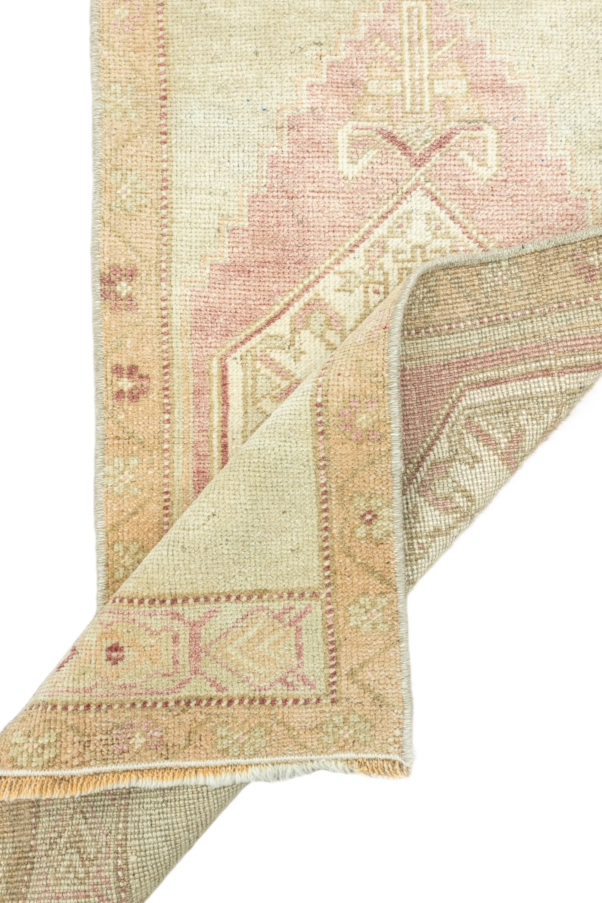 Vintage Turkish Mini Rug No. 699 | 1'8 x 3'4