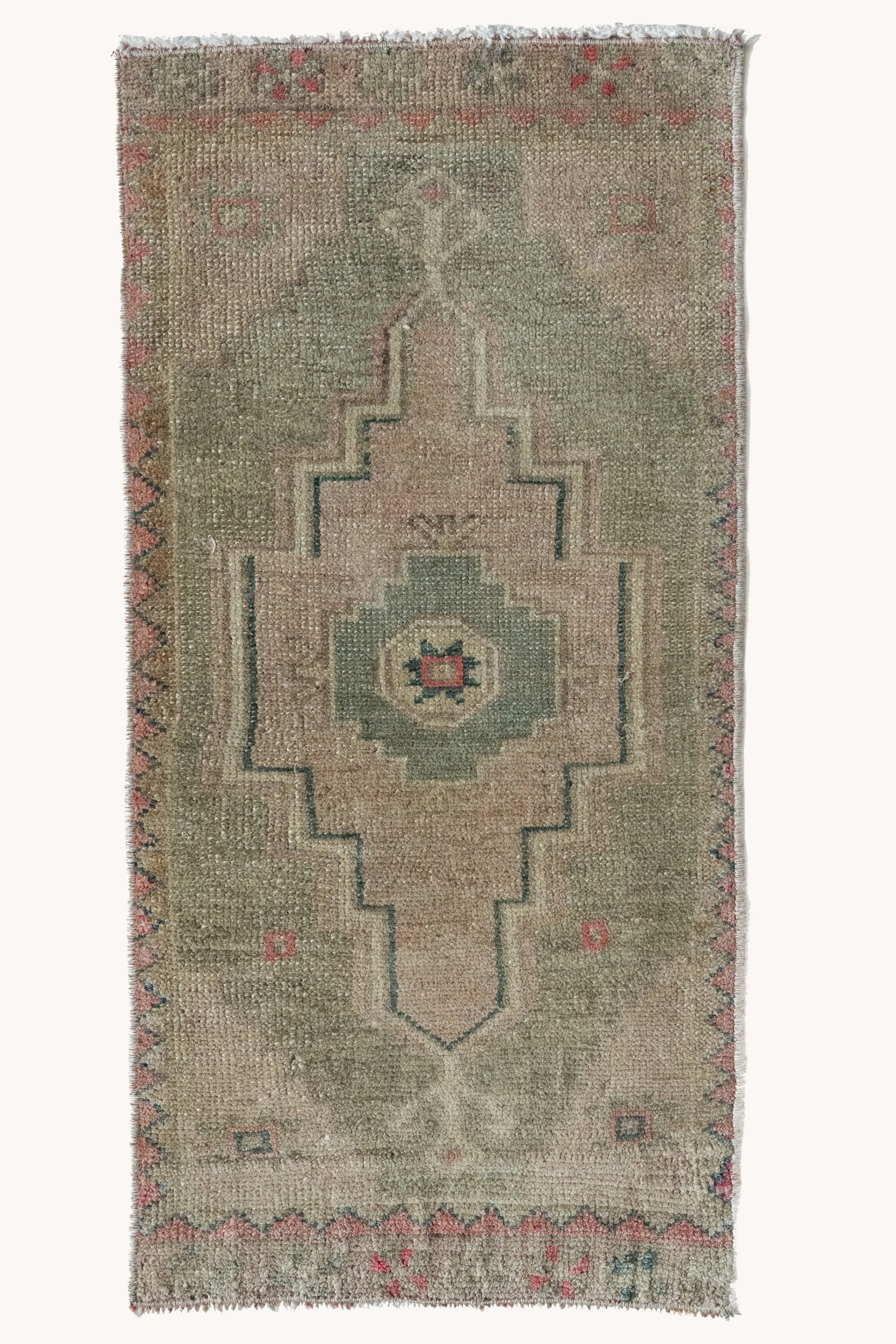 Vintage Turkish Mini Rug No. 727 | 1'4 x 2'9