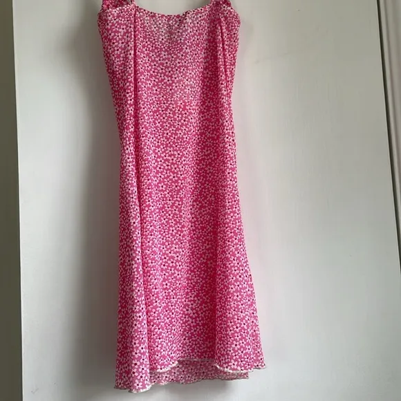 Vintage y2k deadstock pink floral nightie/ dress with green lace details