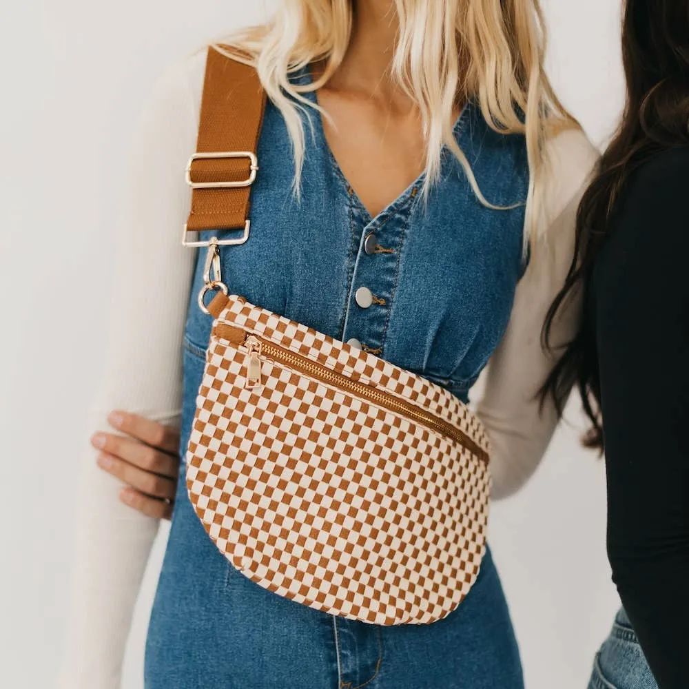 Westlyn Woven Bum Bag: Checkered Black