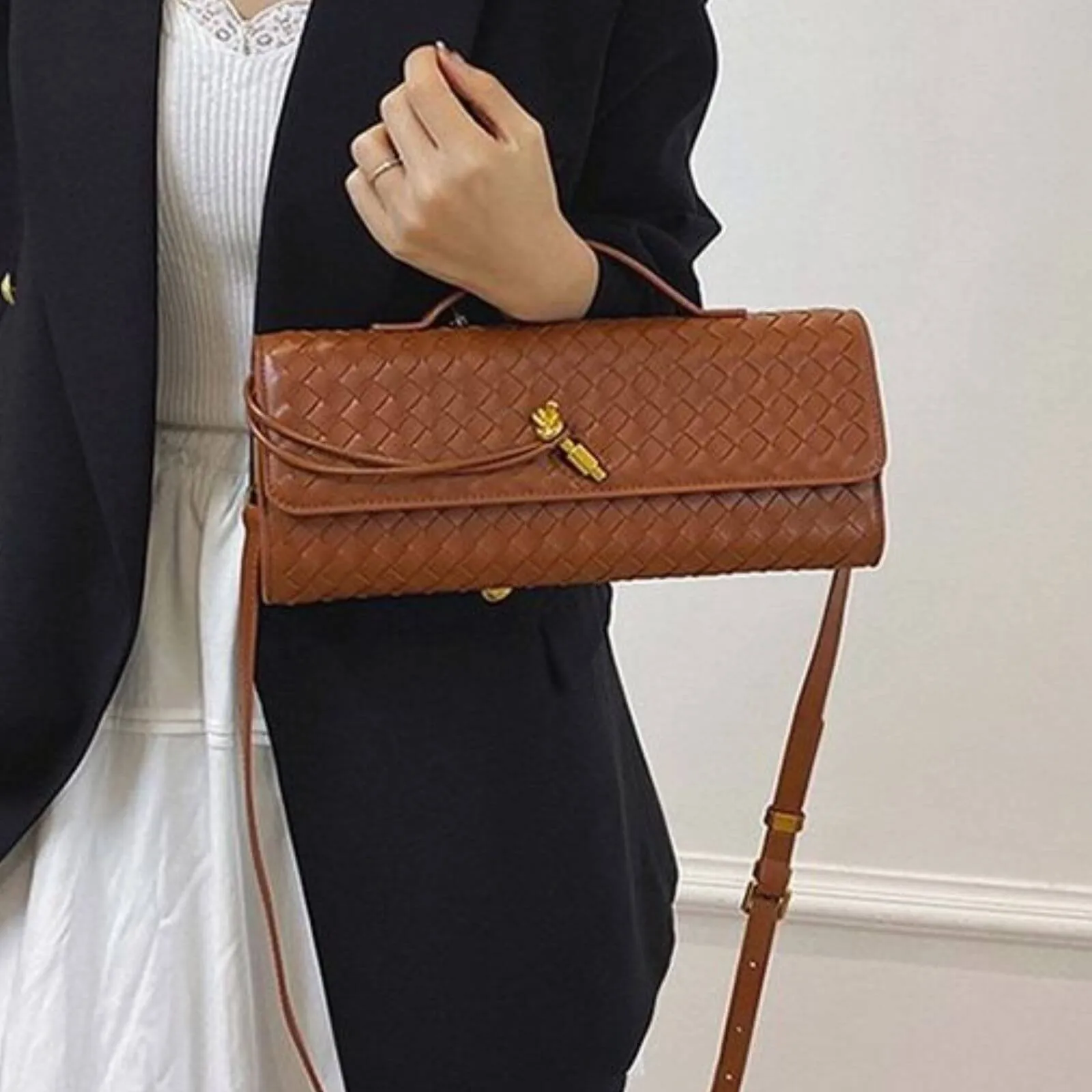 Woven Clutch Bag With Gold Hardware - Brown