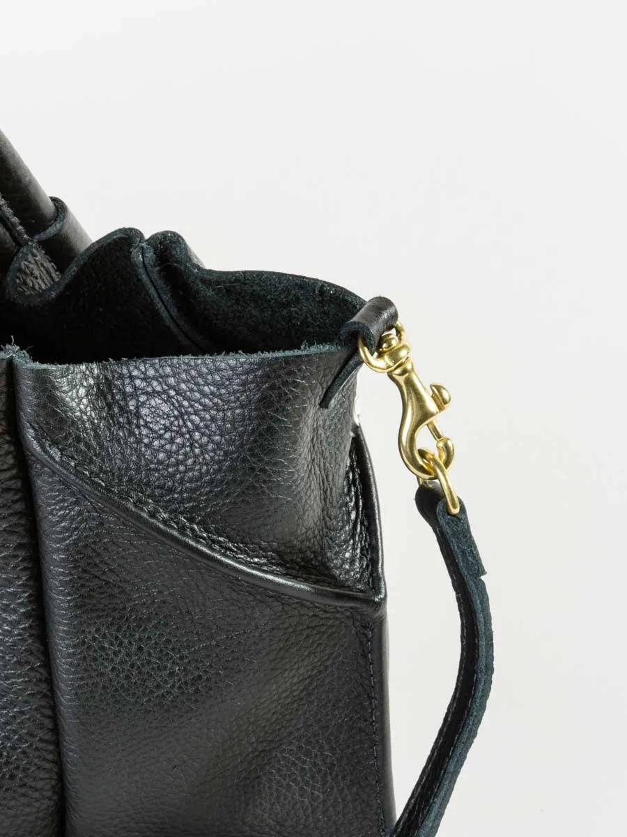 zoe pebble leather black